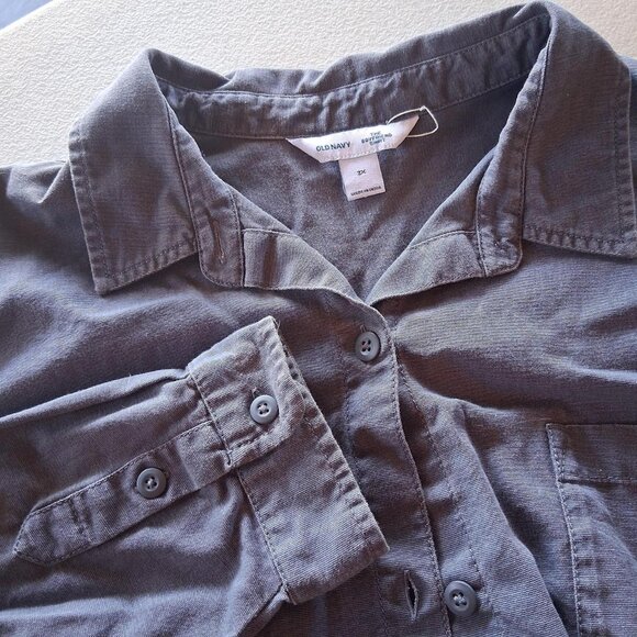 old navy the boyfriend fit long sleve button up grey dark wash size 2xl - Picture 1 of 7